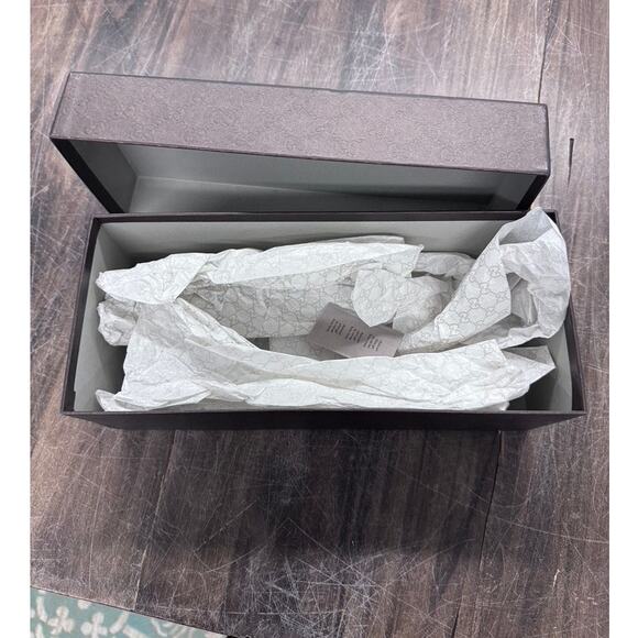 "GUCCI" Shoe box, Empty, 12.5"L x 5"T x 5.5" D - Picture 7 of 9